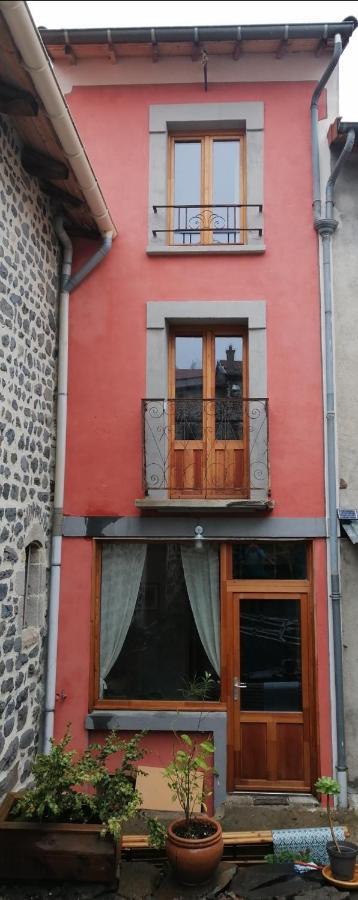 File Dans Ta Chambre ! Le Monastier sur Gazeille Exterior photo